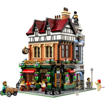 10350 | Tudor Corner