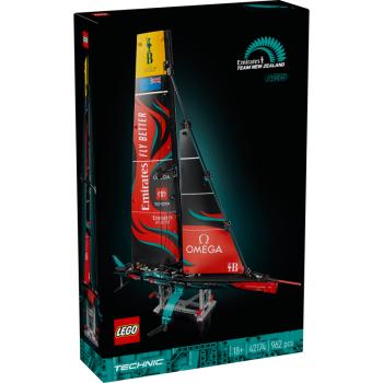 42174 | Emirates Team New Zealand AC75 Yacht