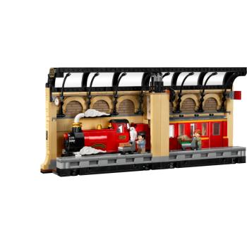 76450 | Book Nook: Hogwarts