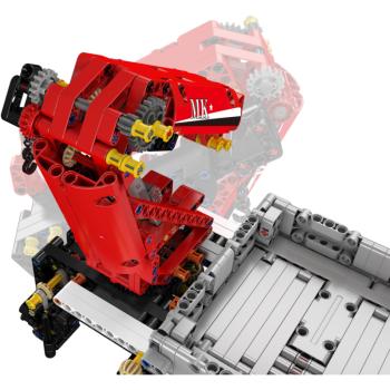 Preview: 17063 | Truck-Mounted Crane