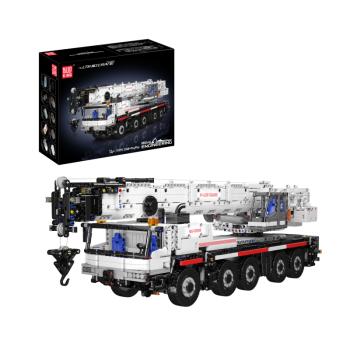 17075 | LTM IIIO Crane