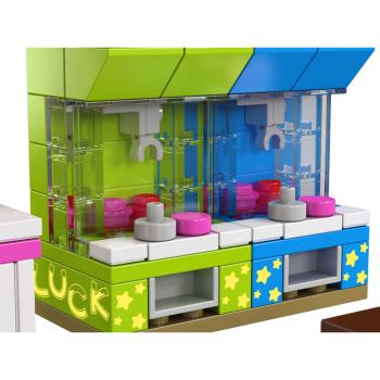 Preview: 24033 | Ice Scream Truck & Claw Machine