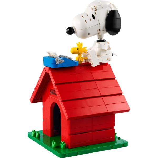 21368 | Peanuts: Snoopy's Doghouse