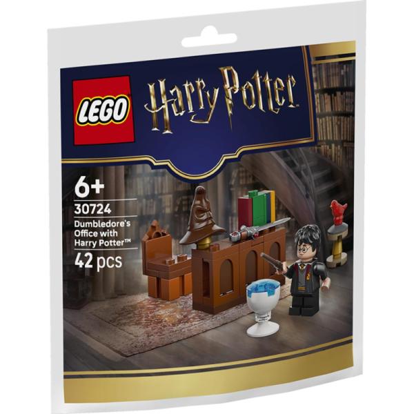 30724 | Dumbledore’s Office with Harry (Paper Bag)