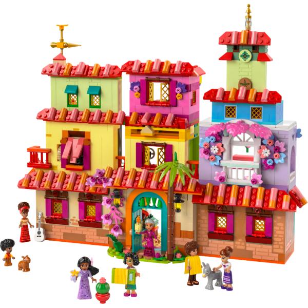 43245 | The Magical Madrigal House