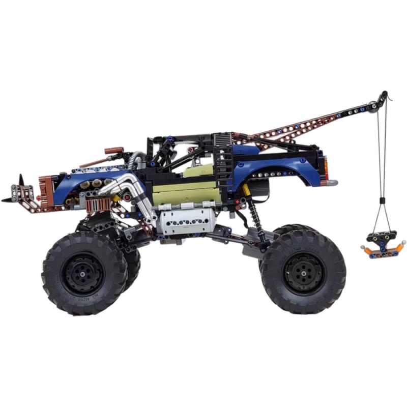 18006 | Rebel Tow Truck