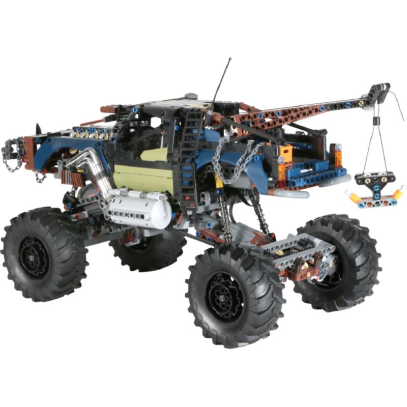 18006 | Rebel Tow Truck
