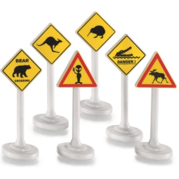 0894 | International road signs